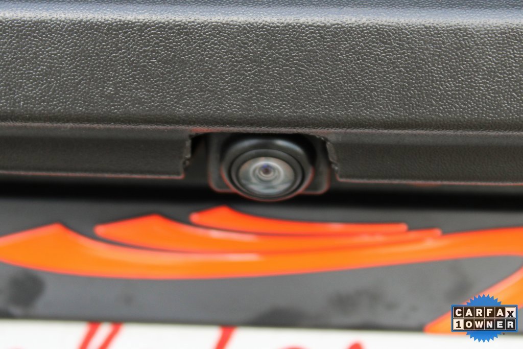 Used 2024 Nissan Pathfinder S image 46