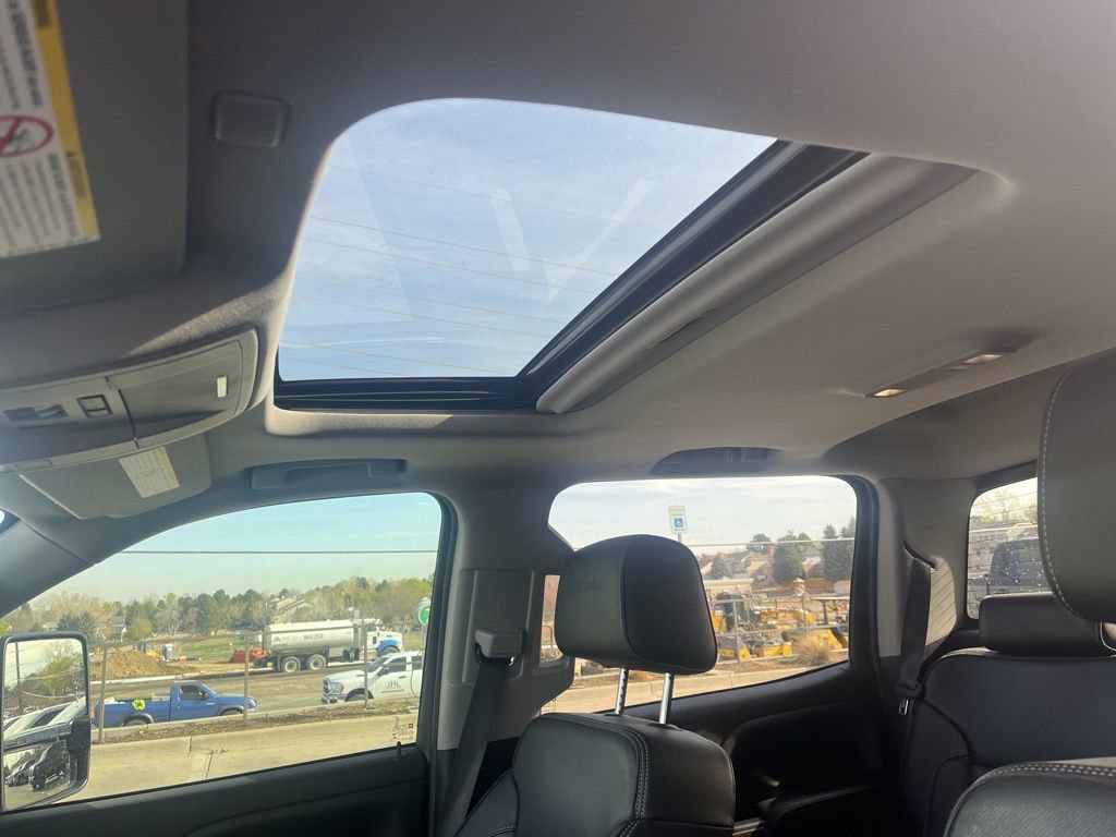 Used 2019 GMC Sierra 2500 Denali w/ Duramax Plus Package image 11