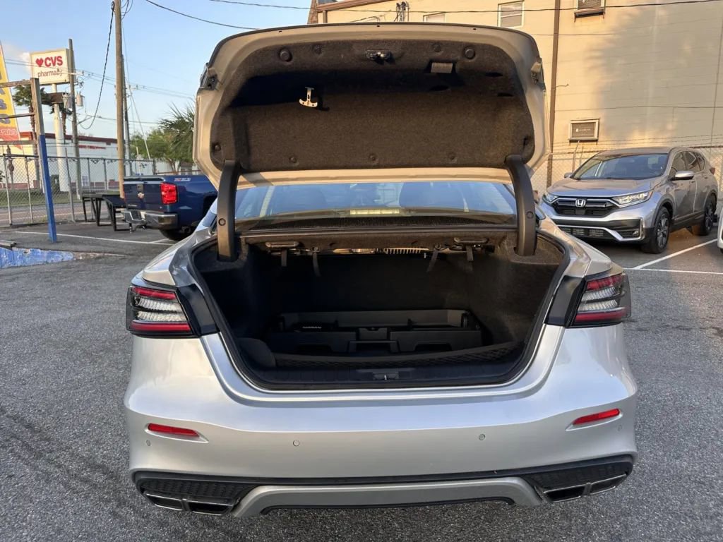 Used 2019 Nissan Maxima Platinum w/ Illumination Package FWD image 16