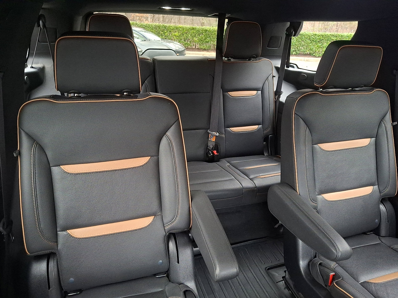 Used 2022 GMC Yukon AT4 image 19