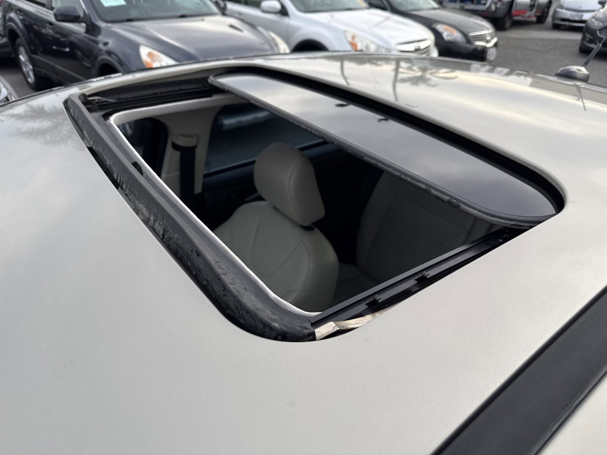 Used 2015 Ford Focus Titanium image 24