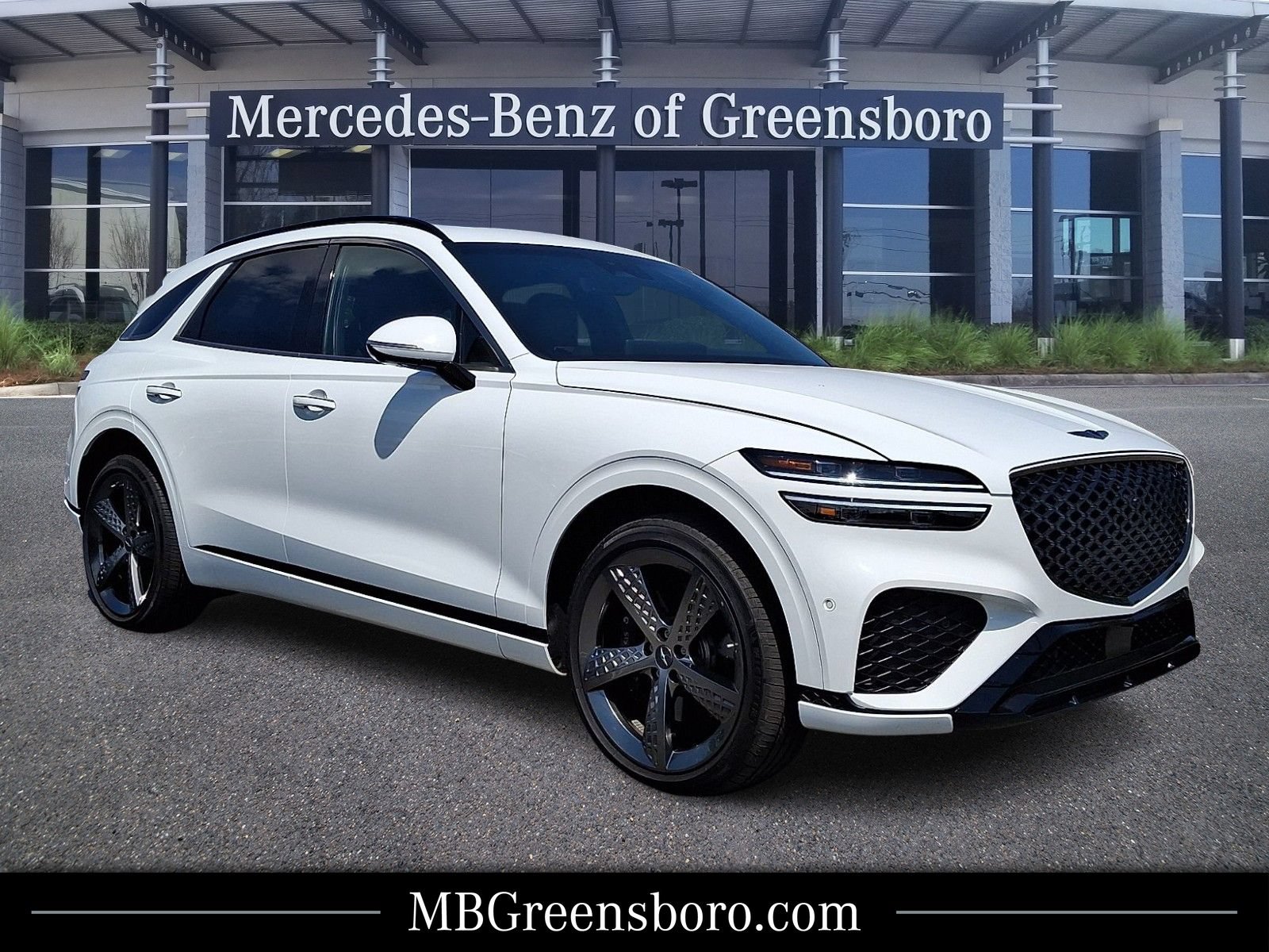Used 2024 Genesis GV70 2.5T w/ Sport Prestige Package AWD/4WD image 1