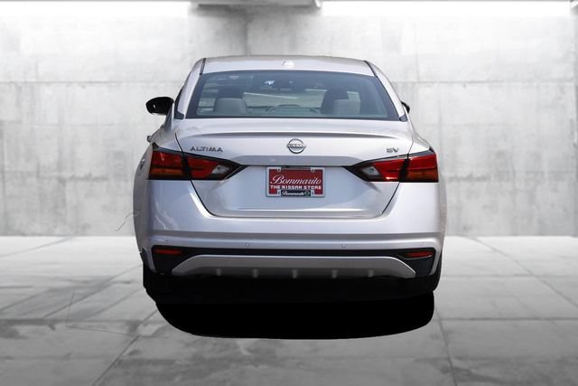 Certified 2024 Nissan Altima 2.5 SV FWD image 6