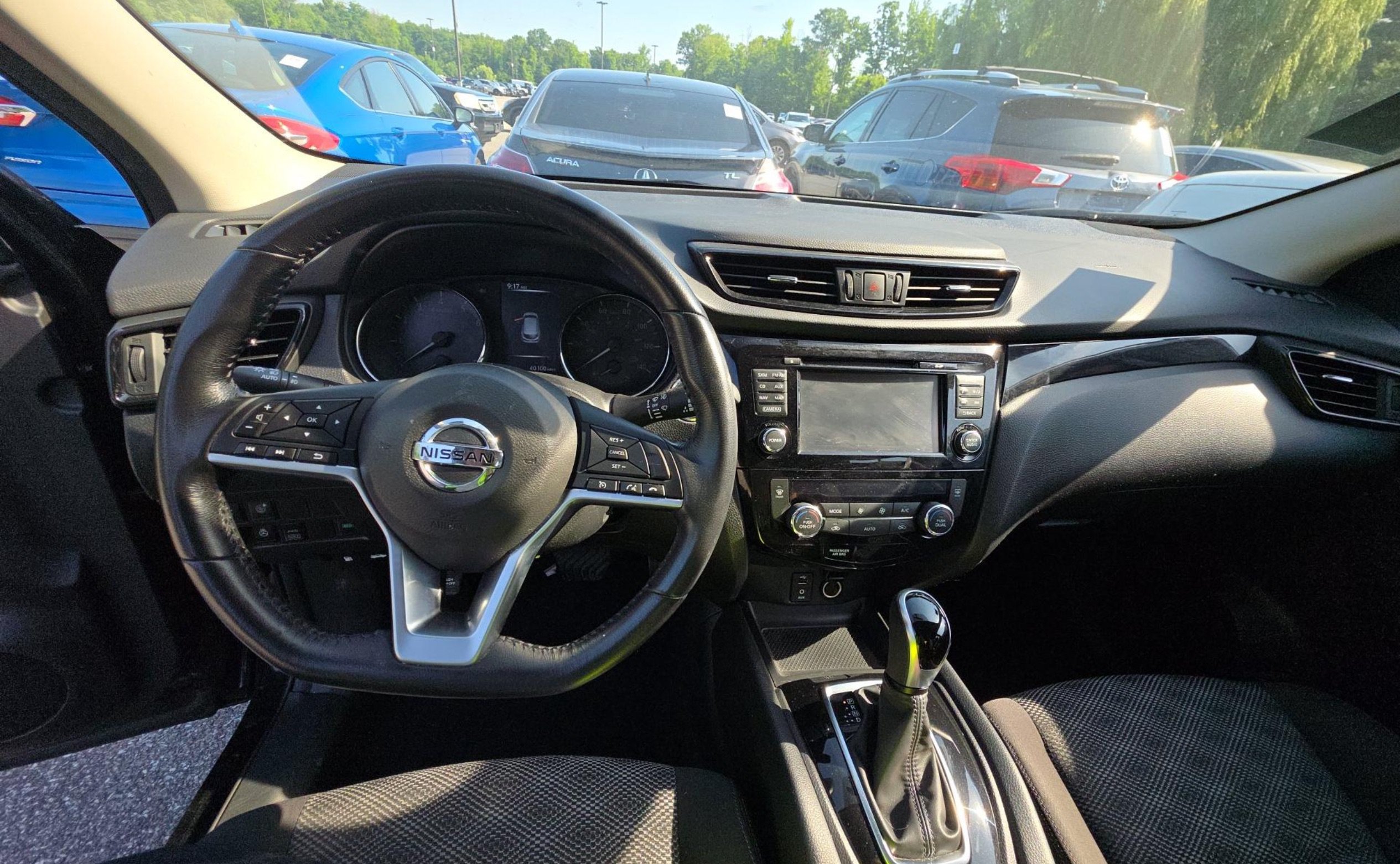Used 2017 Nissan Rogue Sport SV w/ SV Premium Package AWD/4WD image 6