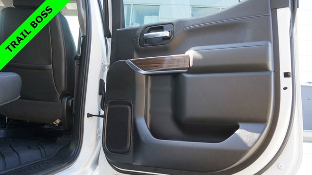 Used 2019 Chevrolet Silverado 1500 LT Trail Boss AWD/4WD image 46
