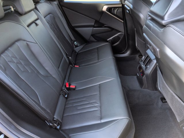 Used 2025 BMW X3 xDrive30i w/ Premium Package image 21