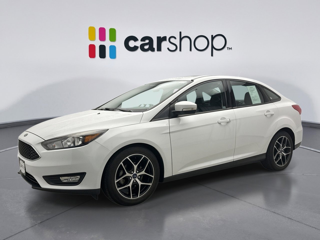 Used 2018 Ford Focus SEL FWD image 1