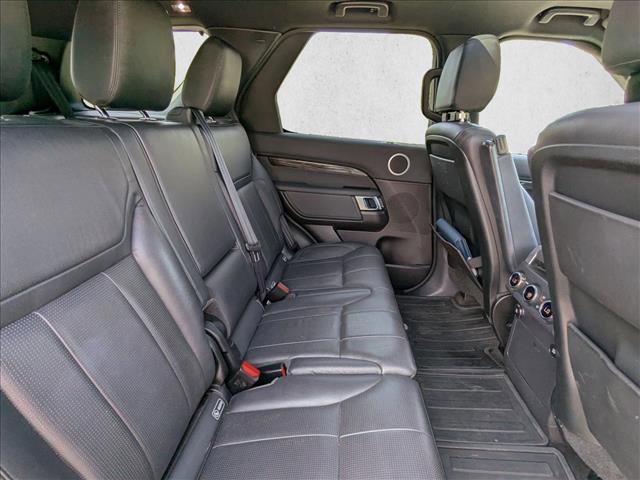 Used 2018 Land Rover Discovery HSE image 20