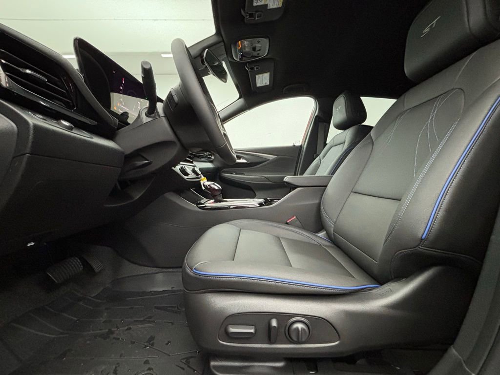 New 2026 Buick Envista Sport Touring w/ Convenience I Package image 17