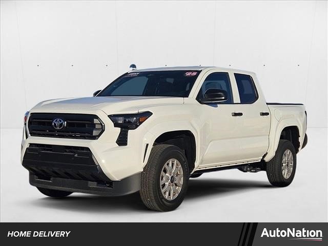 Used 2025 Toyota Tacoma SR video 1