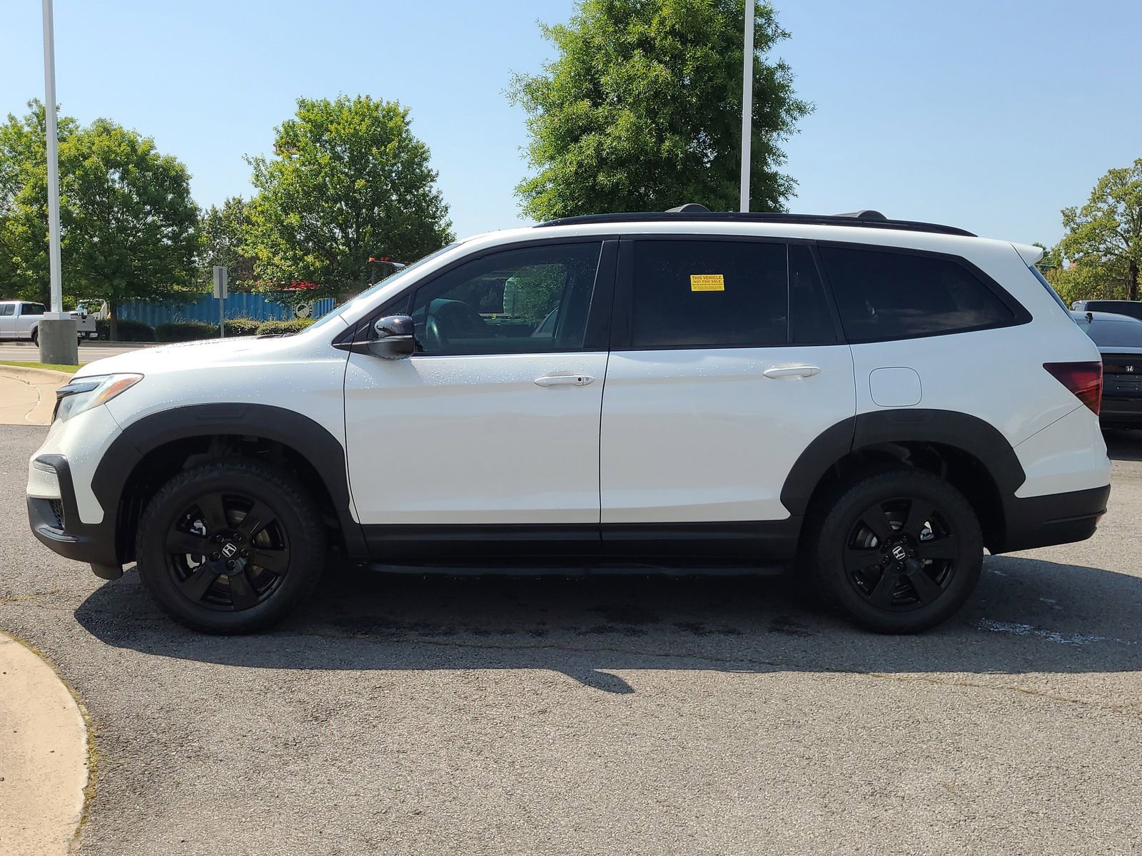 Certified 2022 Honda Pilot TrailSport image 6