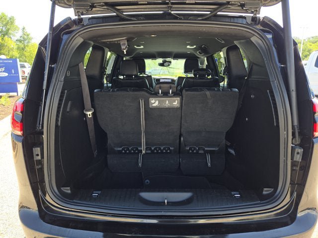 Used 2025 Chrysler Pacifica Select FWD image 14
