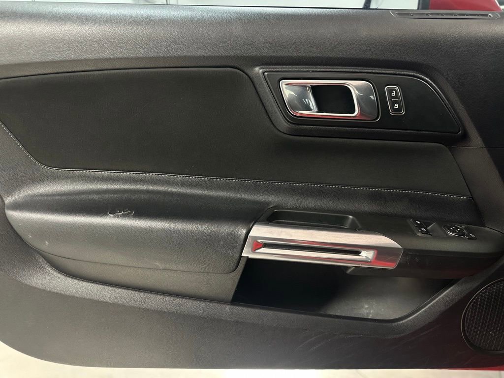 Used 2018 Ford Mustang EcoBoost image 14