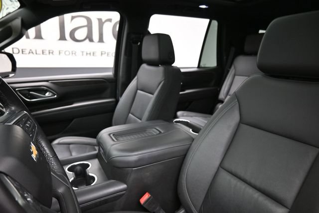 Used 2022 Chevrolet Tahoe LT w/ Luxury Package AWD/4WD image 17