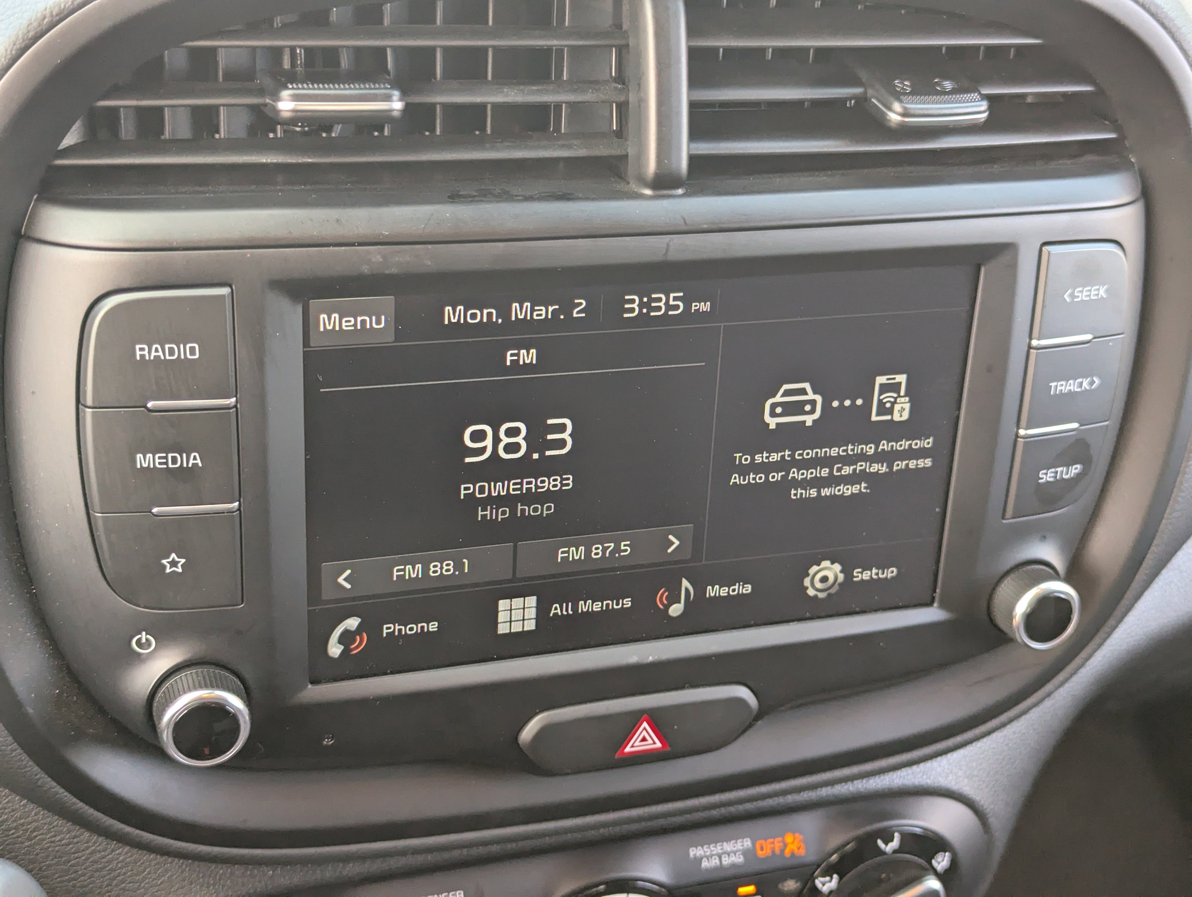 Certified 2025 Kia Soul LX image 24