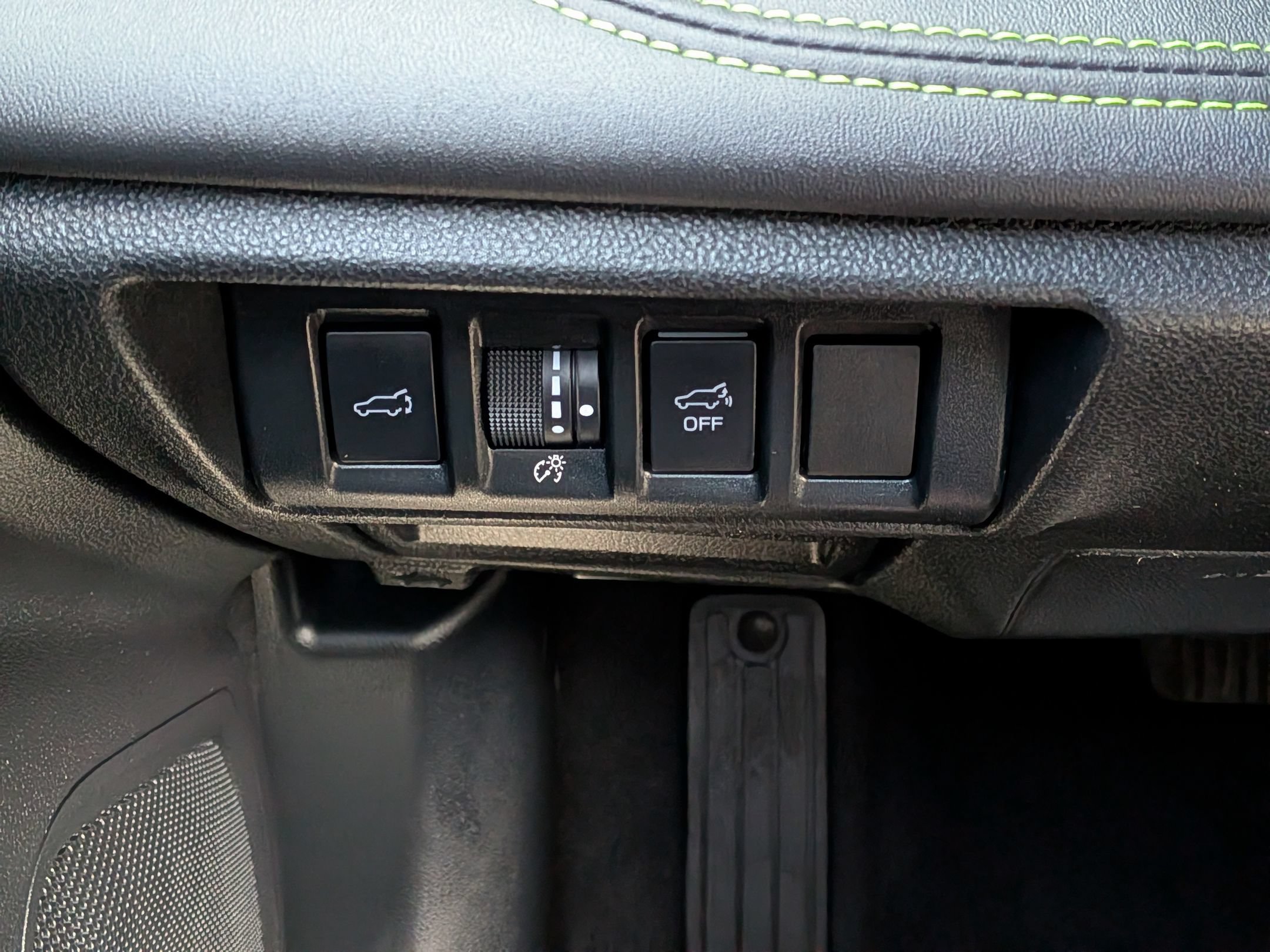 Used 2025 Subaru Outback Onyx Edition AWD/4WD image 18
