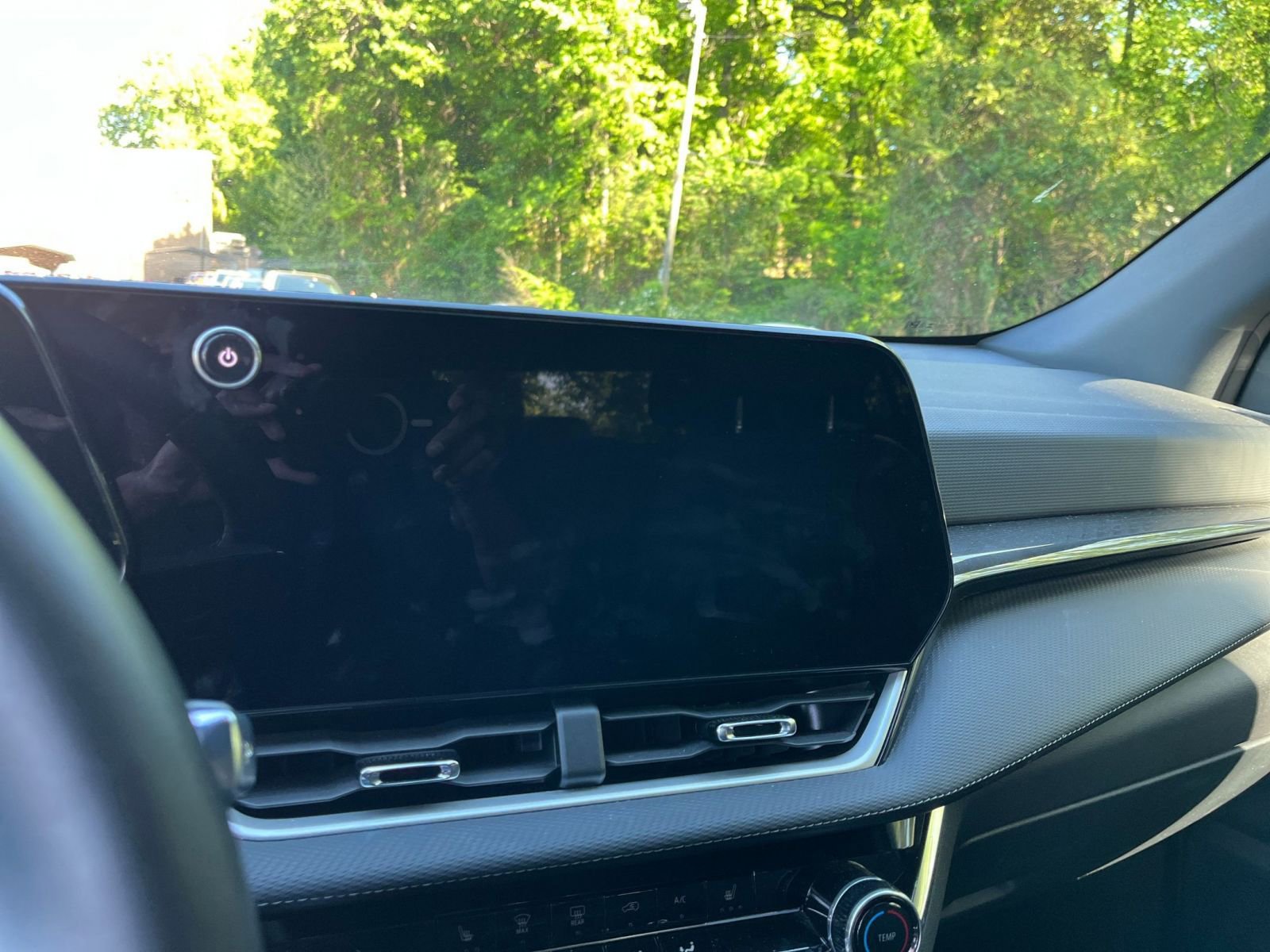 Used 2025 Chevrolet Equinox LT FWD image 17