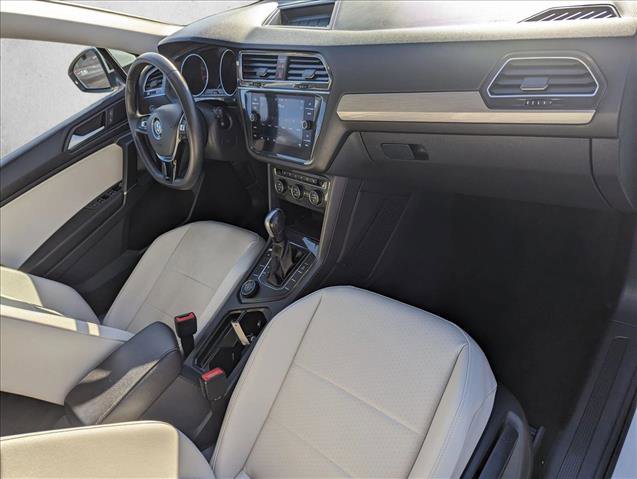 Used 2020 Volkswagen Tiguan SE image 20