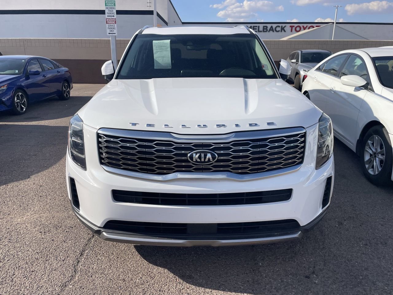 Used 2021 Kia Telluride EX w/ EX Premium Package AWD/4WD image 3
