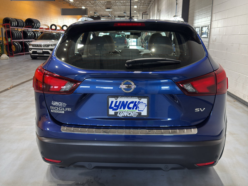 Used 2019 Nissan Rogue Sport SV w/ Technology Package image 4