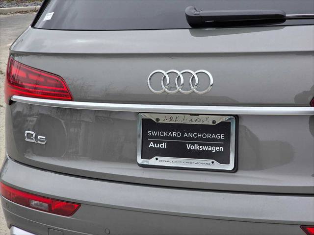 Used 2025 Audi Q5 Prestige w/ Prestige Package AWD/4WD image 13