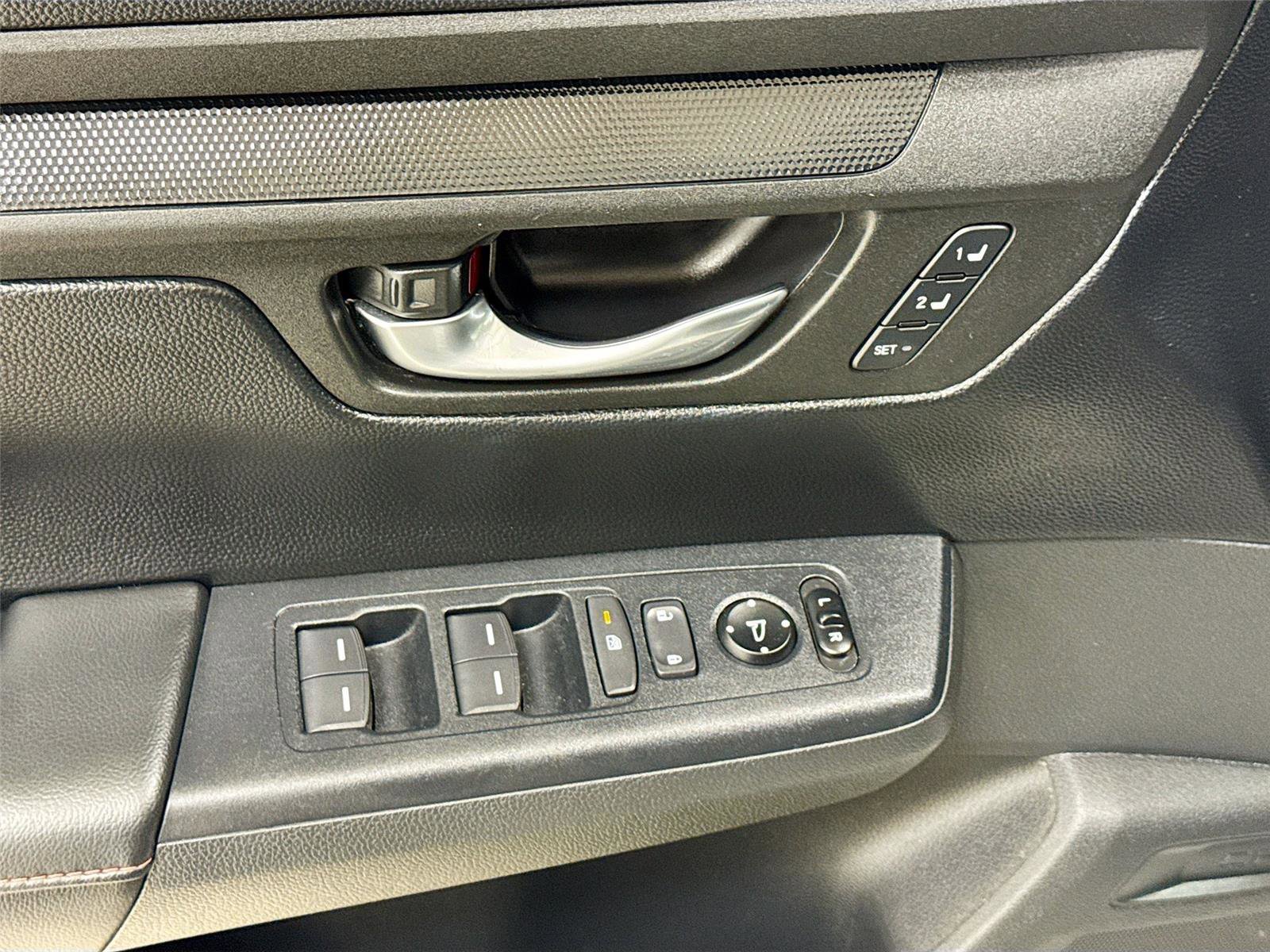 Used 2024 Honda CR-V Sport-L image 17