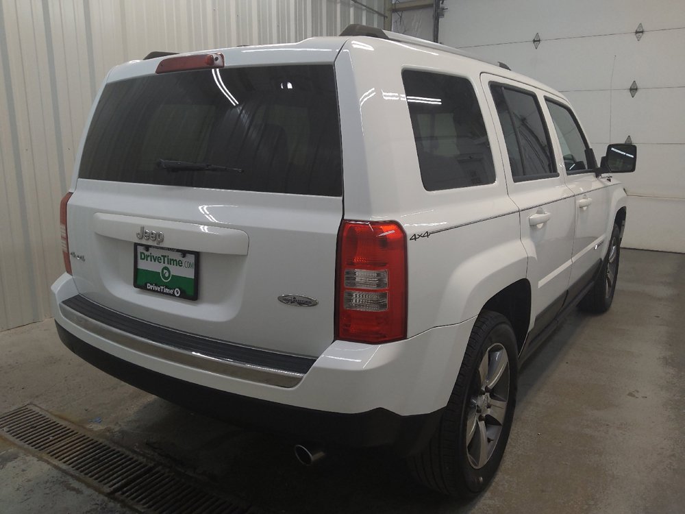 Used 2017 Jeep Patriot High Altitude AWD/4WD image 9