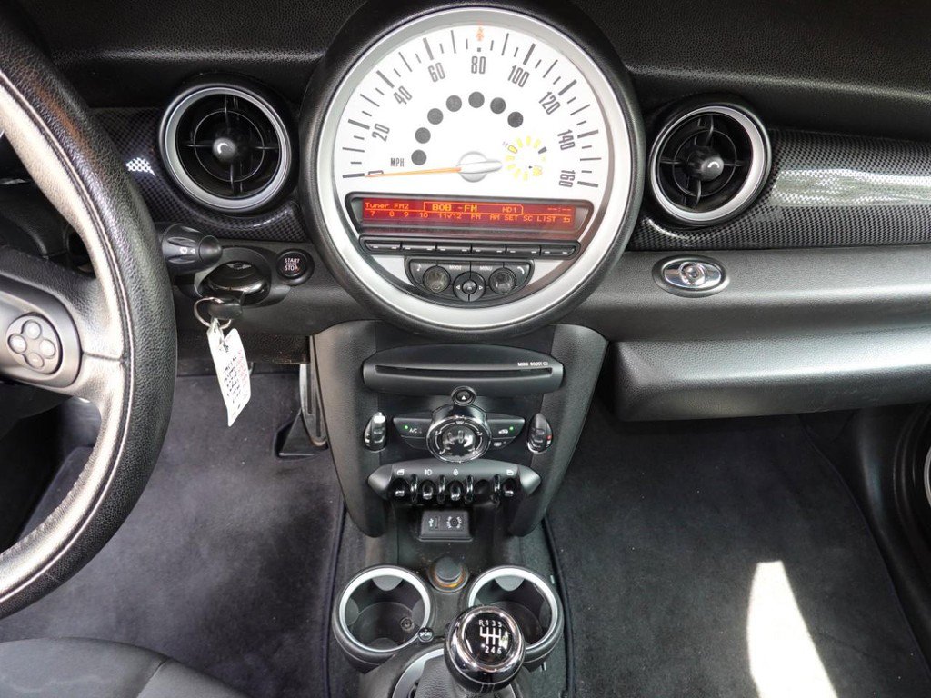 Used 2013 MINI Cooper Roadster S image 16