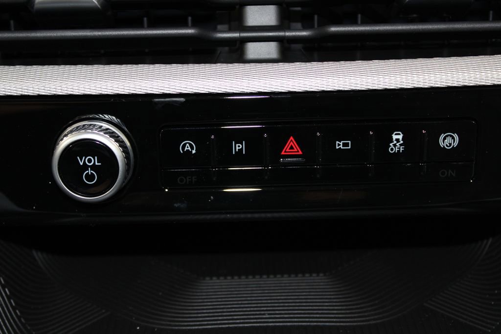 New 2026 Ford Explorer Active RWD image 44