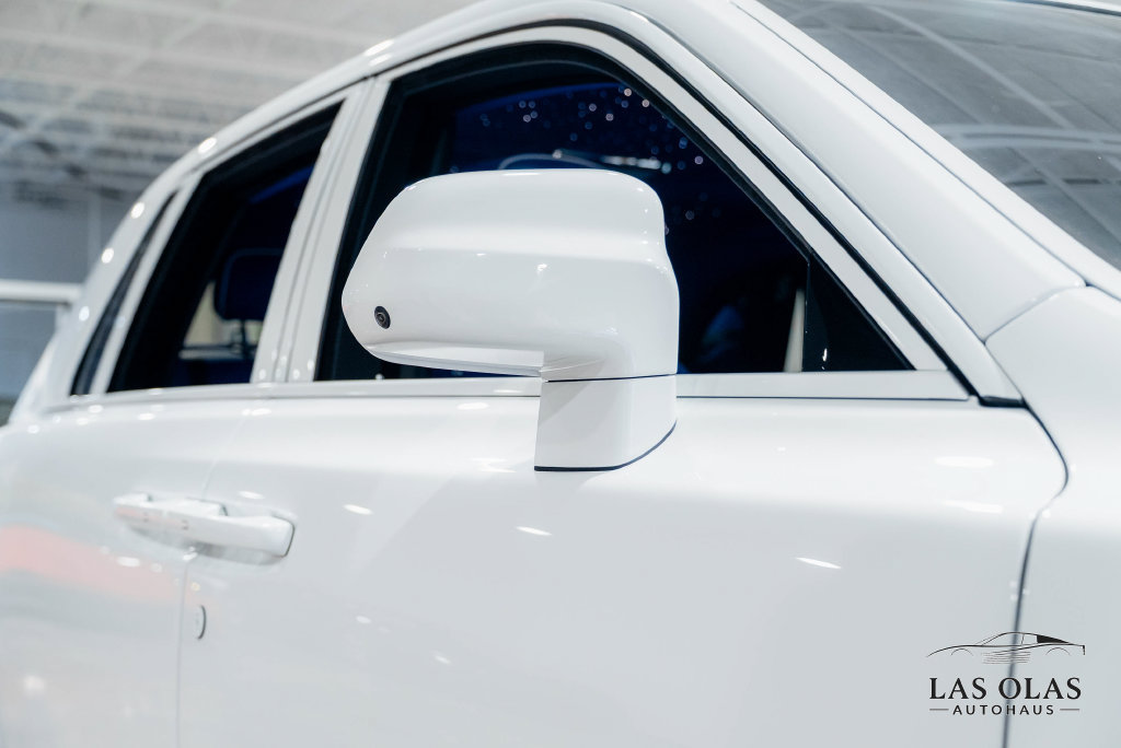 Used 2024 Rolls-Royce Phantom Sedan RWD image 9