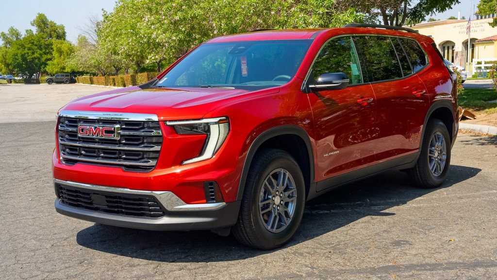 New 2025 GMC Acadia Elevation image 3