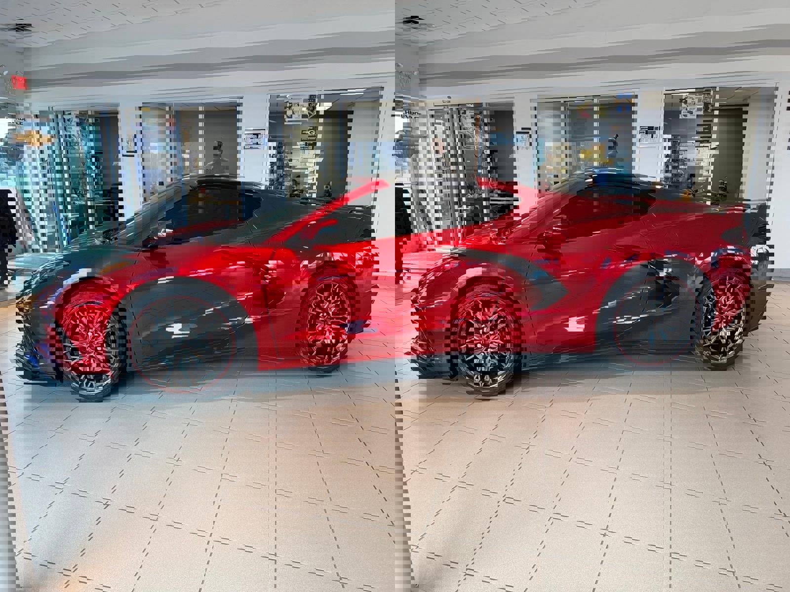 Used 2023 Chevrolet Corvette Stingray Preferred Cpe w/ Z51 Performance Package image 3