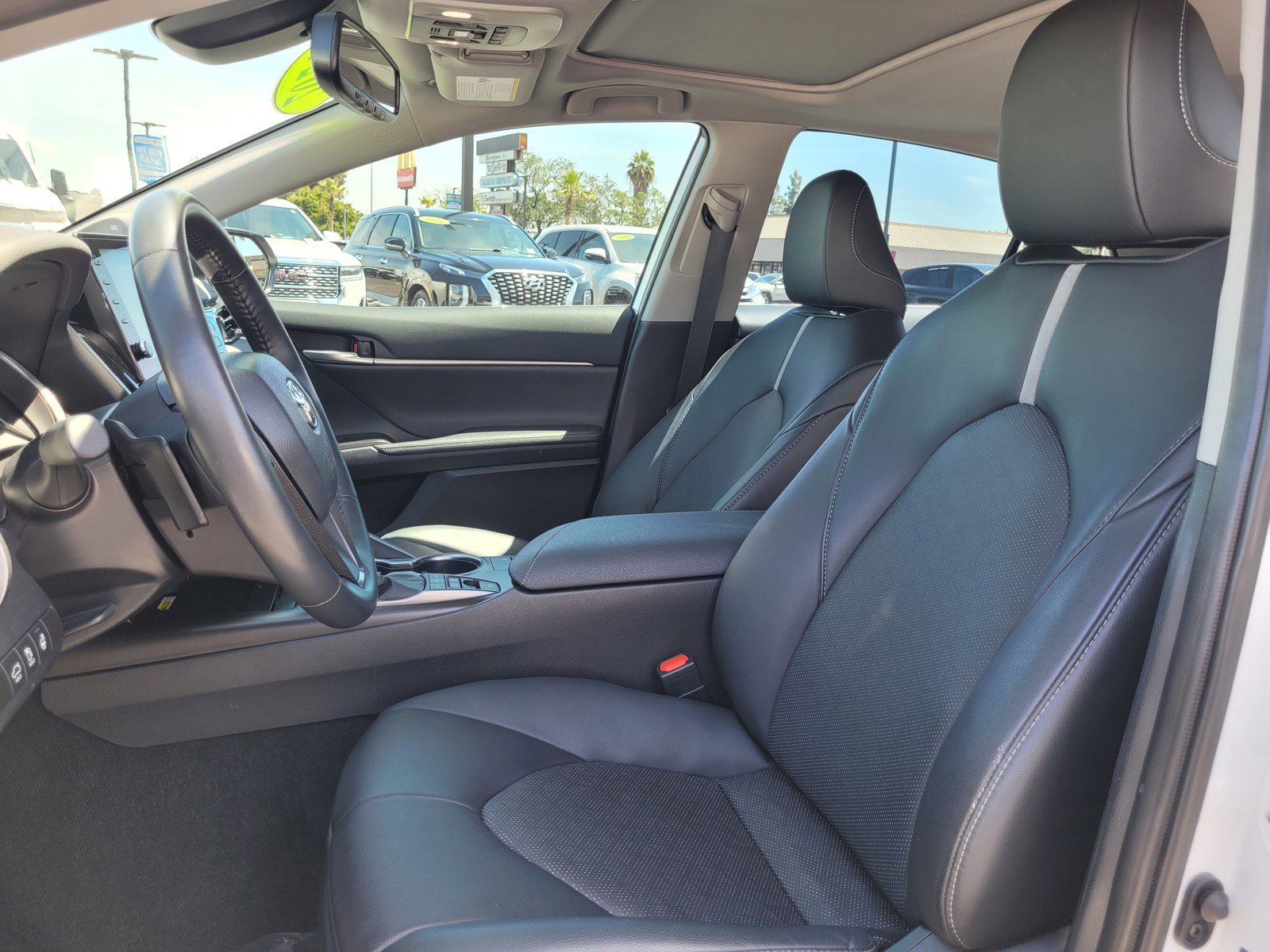 Used 2024 Toyota Camry XSE w/ Navigation Package FWD image 10