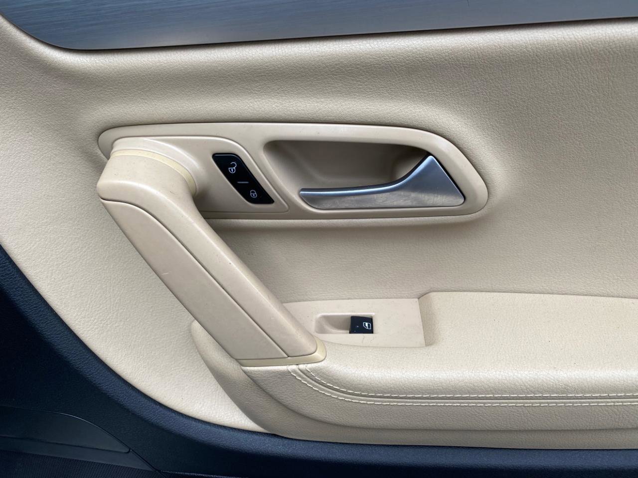 Used 2014 Volkswagen CC Sport image 39