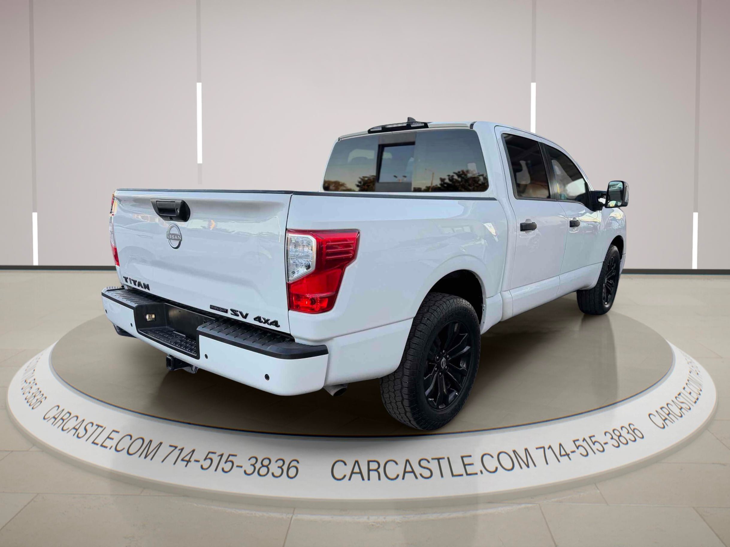 Used 2023 Nissan Titan SV w/ SV Convenience Package AWD/4WD image 5