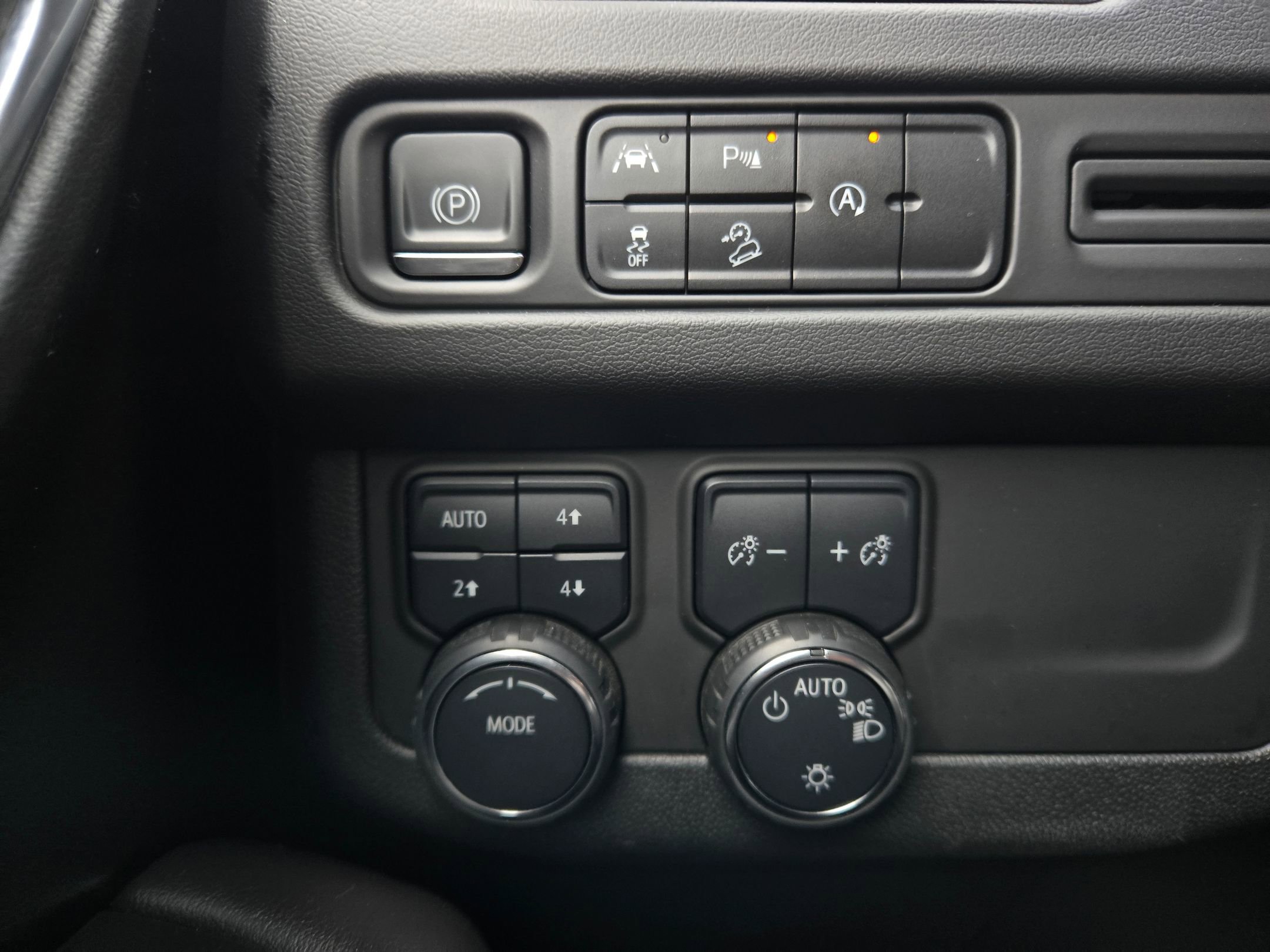 Used 2024 Chevrolet Tahoe Premier image 26