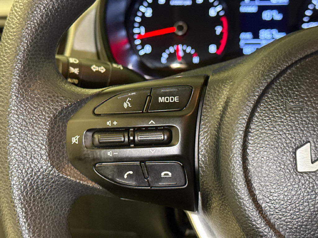 Used 2023 Kia Rio S FWD image 31