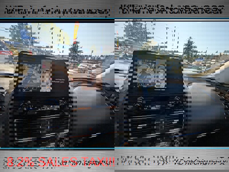 Used 2022 Nissan Armada SL w/ Captain's Chairs Package image 32