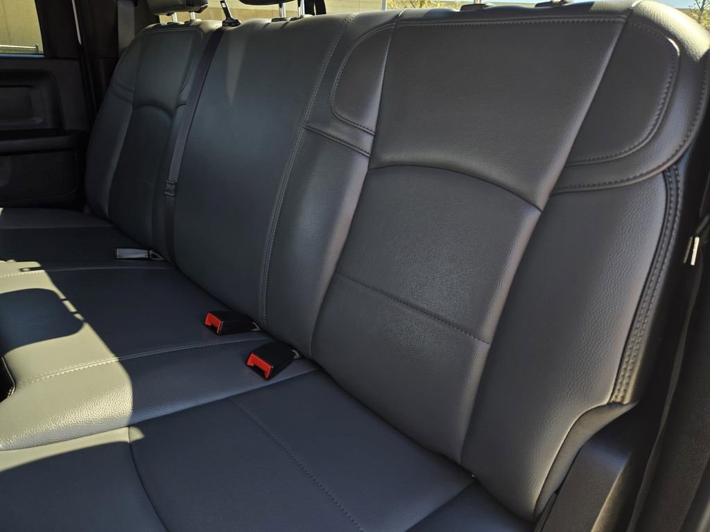 Used 2024 RAM 2500 Tradesman w/ Chrome Appearance Group AWD/4WD image 19