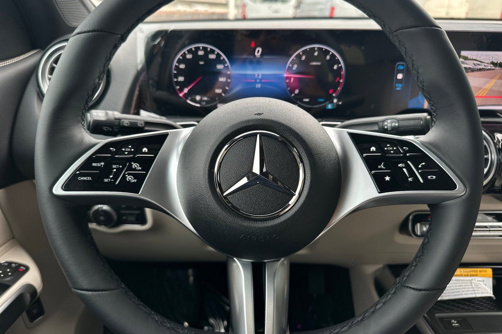 New 2026 Mercedes-Benz GLB 250 image 21