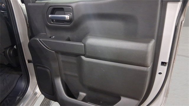 Used 2020 Chevrolet Silverado 1500 Custom w/ Custom Value Package image 17