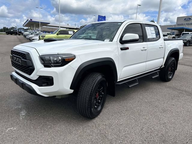 Used 2017 Toyota Tacoma TRD Pro AWD/4WD image 7