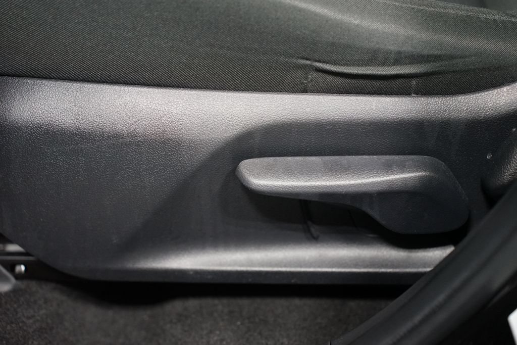 Certified 2024 Toyota RAV4 LE FWD image 31