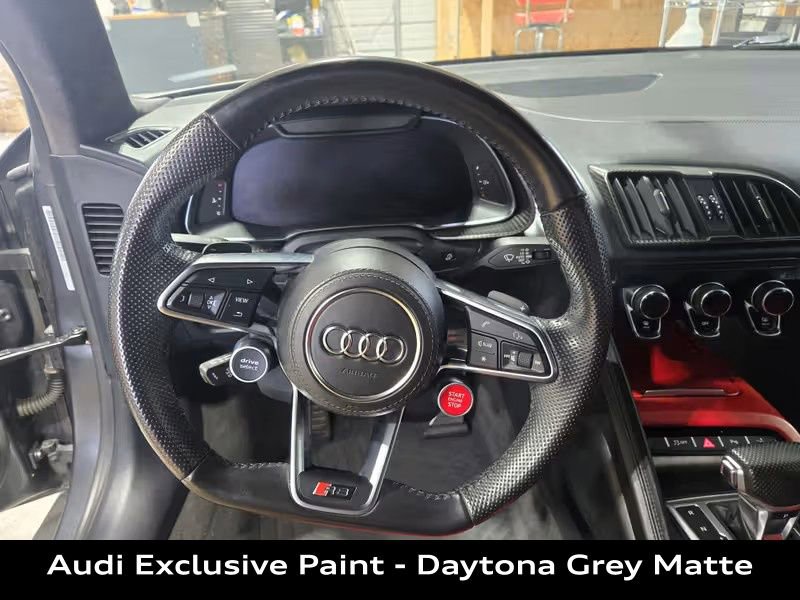 Used 2017 Audi R8 V10 w/ Carbon Exterior Package image 13