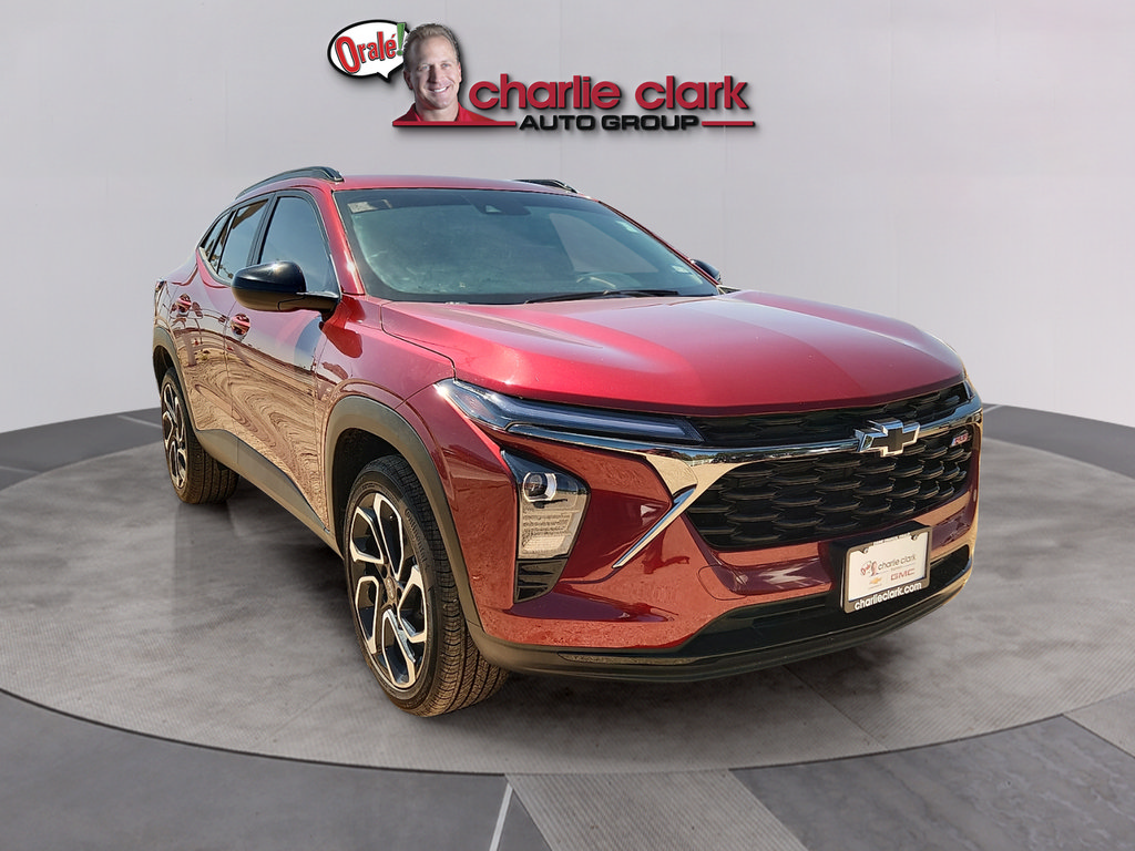 Used 2025 Chevrolet Trax RS w/ Driver Confidence Package FWD image 7