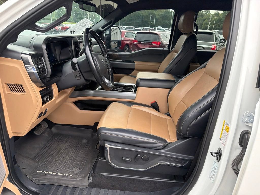 Used 2023 Ford F450 Lariat w/ Lariat Ultimate Package AWD/4WD image 17