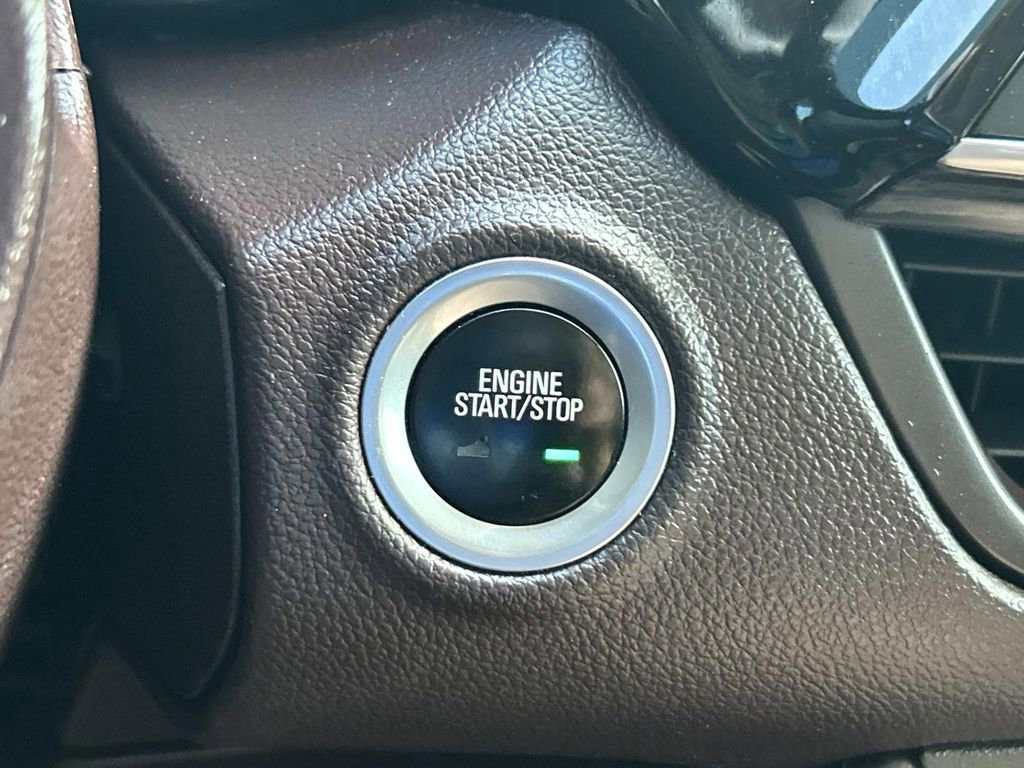 Used 2017 Buick Envision Essence w/ LPO, Hit The Road Package FWD image 29