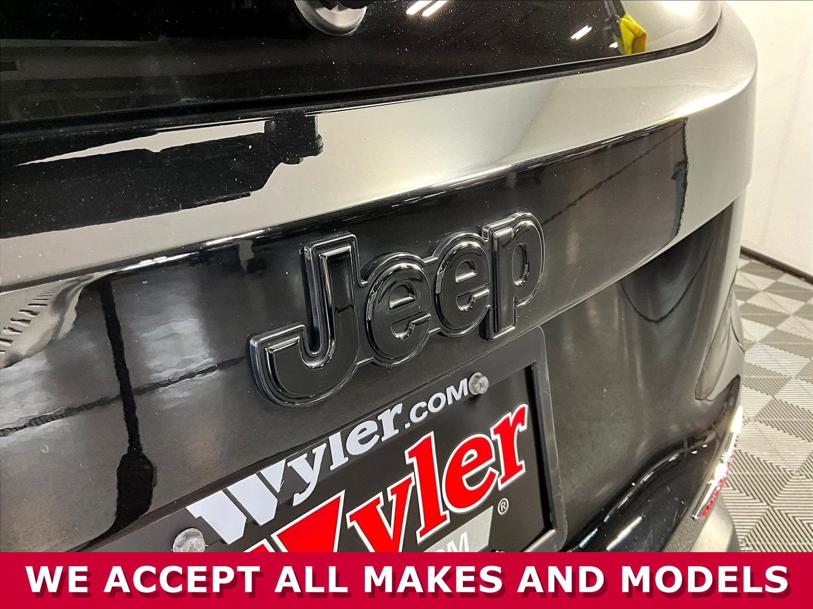Used 2023 Jeep Renegade Trailhawk AWD/4WD image 22