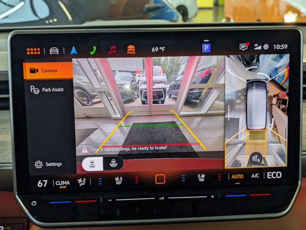 New 2025 Volkswagen ID. Buzz 1st Edition image 19