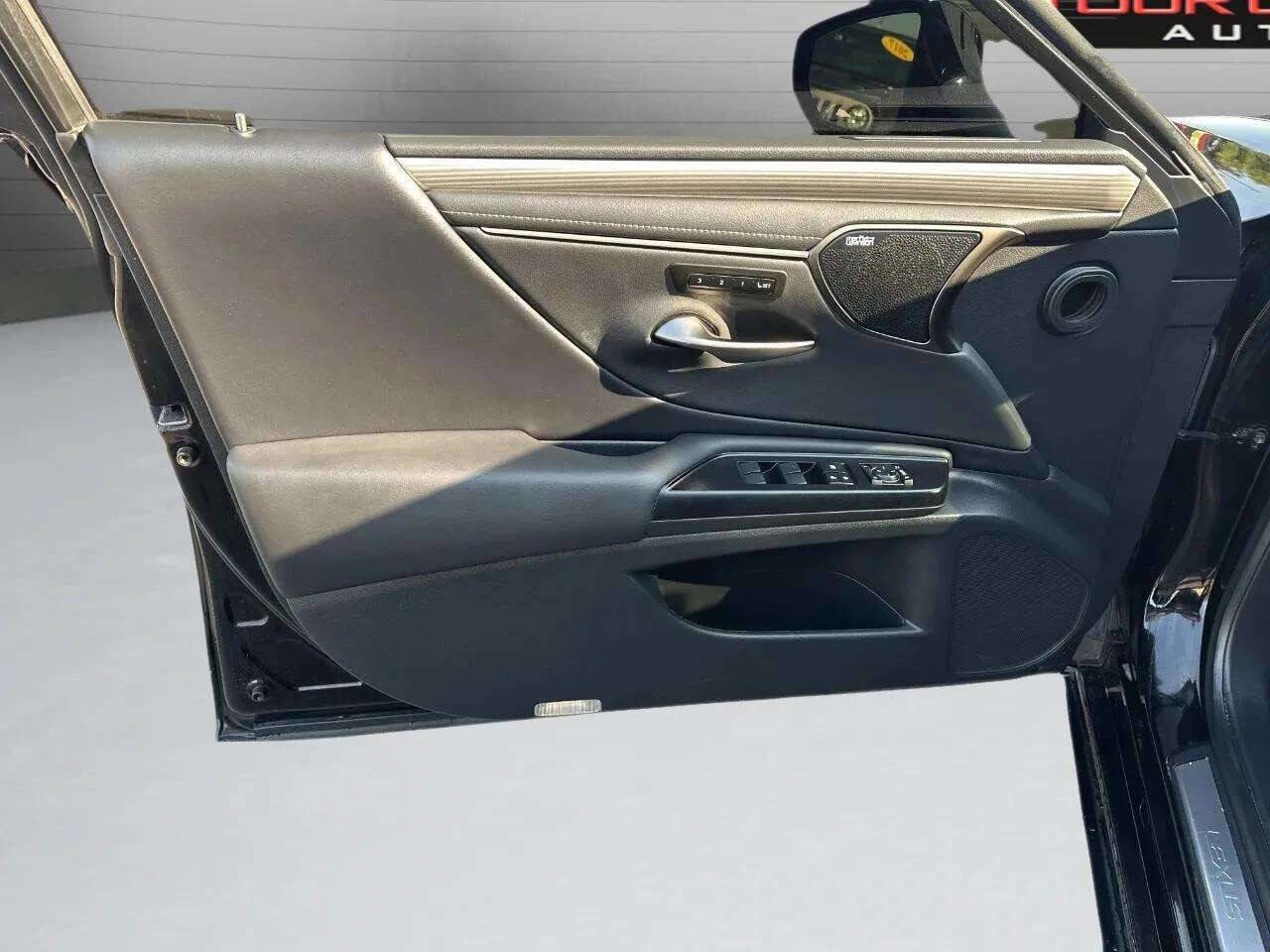 Used 2020 Lexus ES 350 F Sport w/ Accessory Package 2 image 16